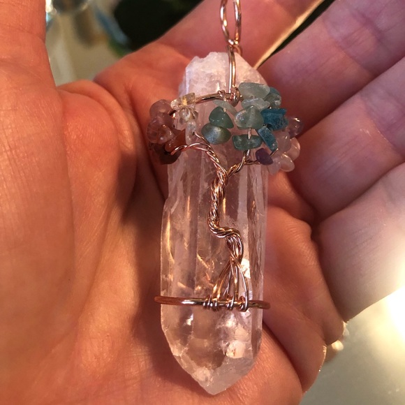 Quartz crystal TREE IF LIFE PENDANT NEW Rainbow - Picture 3 of 5